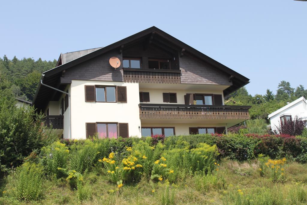 Appartementhaus Karawankenpromenade Фельден-ам-Вертерзе Екстер'єр фото